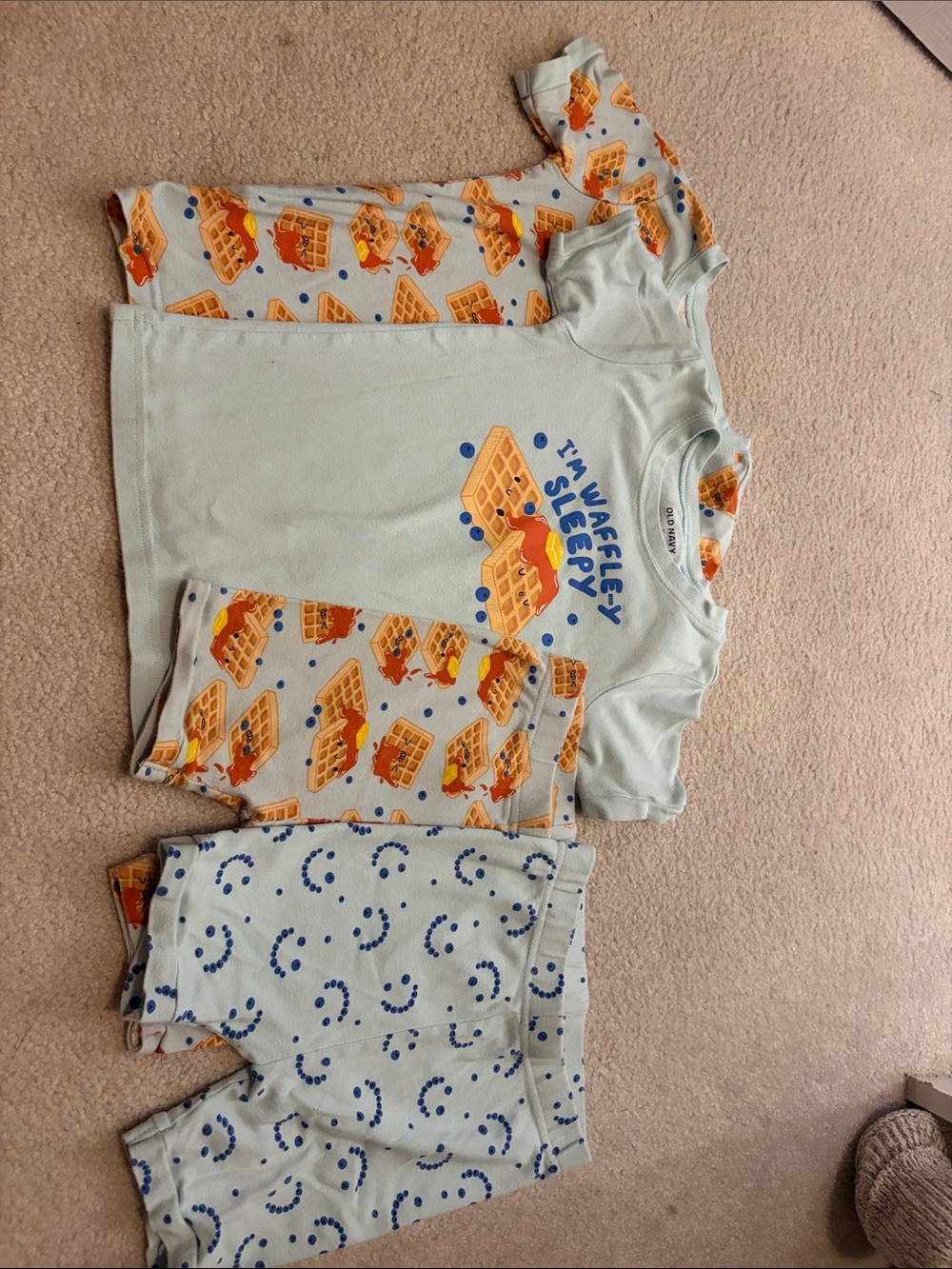 Old Navy Waffles Pajama Set (2 tops 2 bottoms), 6T